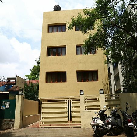 Oyo 13771 Executive Residency Hotel Pune Exterior foto