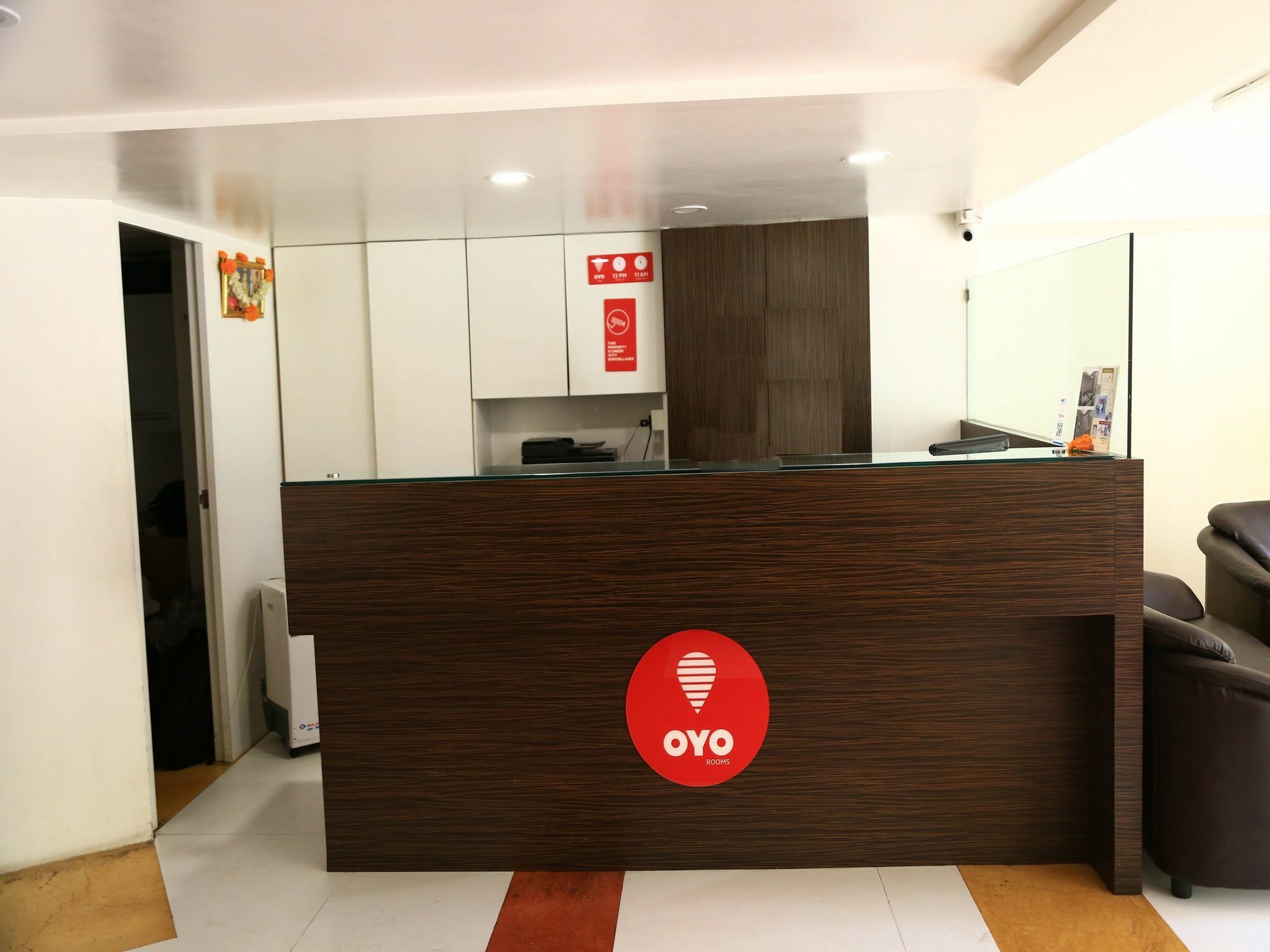 Oyo 13771 Executive Residency Hotel Pune Exterior foto
